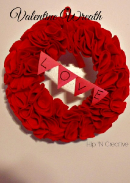 Hip 'n Creative Valentine's Day Wreath tutorial