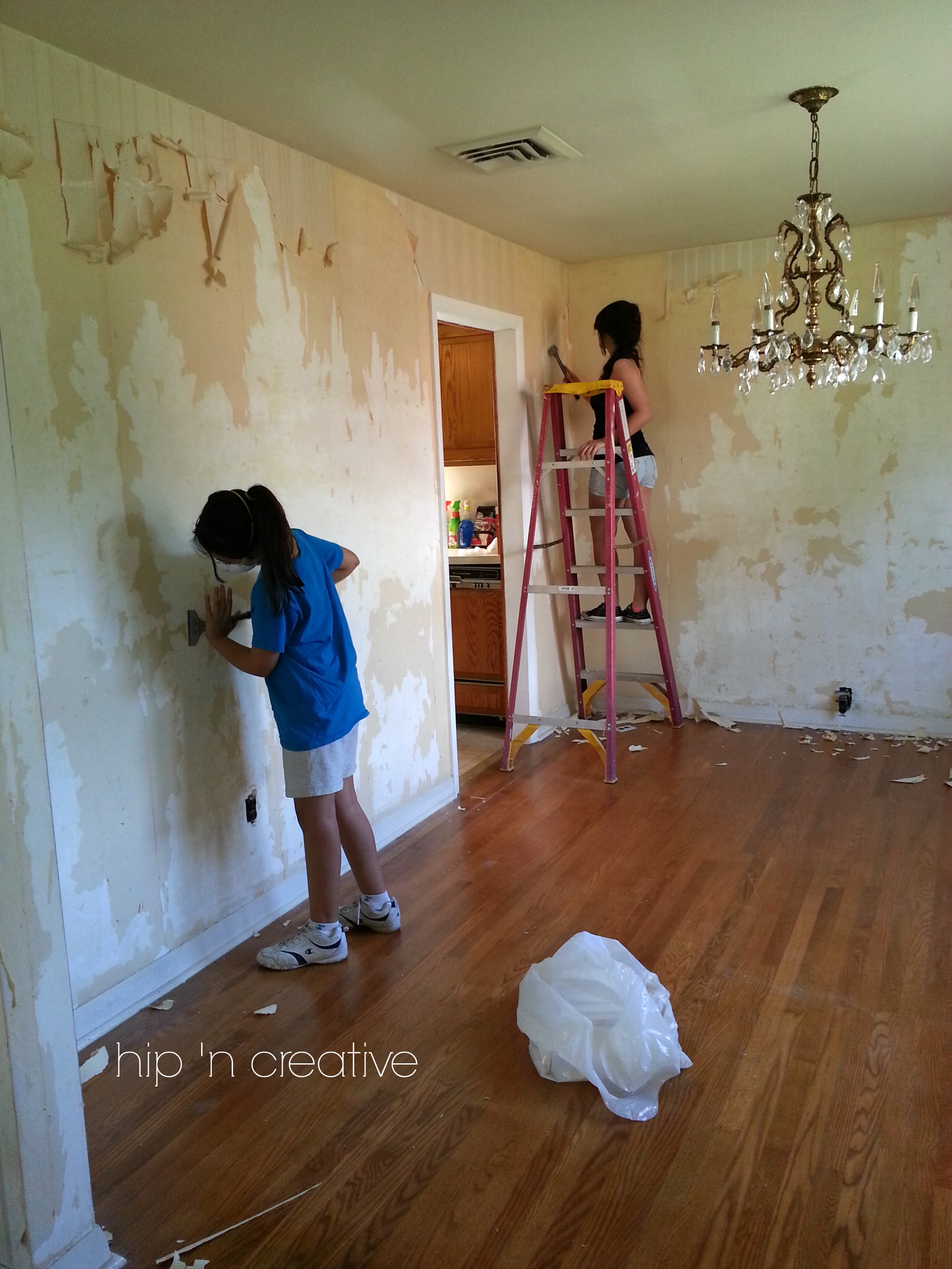DIY Wallpaper Removal {what worked for me}